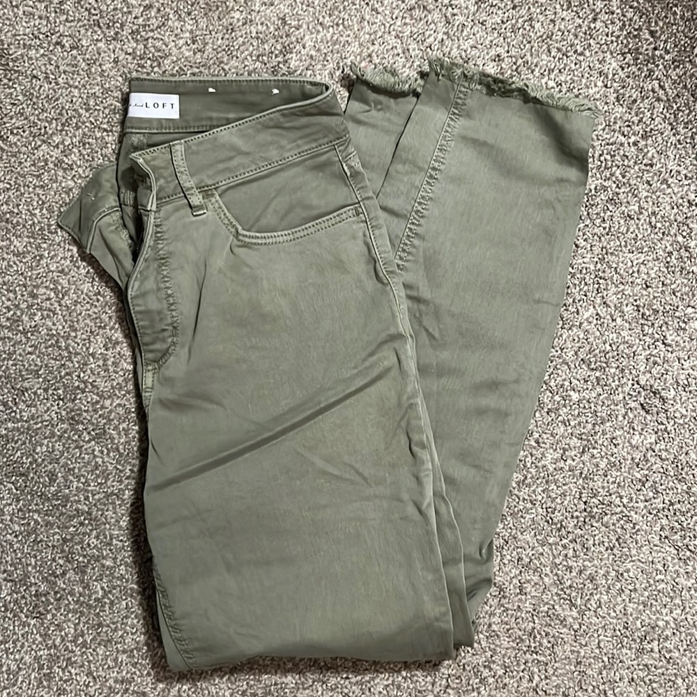 Loft curvy high waist skinny crop fringe hem khaki pants